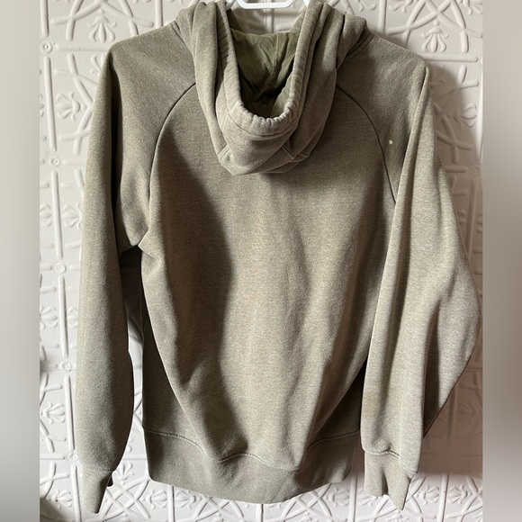 Cabela’s Womans Green Hoodie - Picture 2 of 4